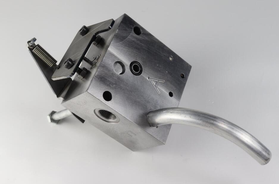 158161 Valve Fits for Valtra tractor parts