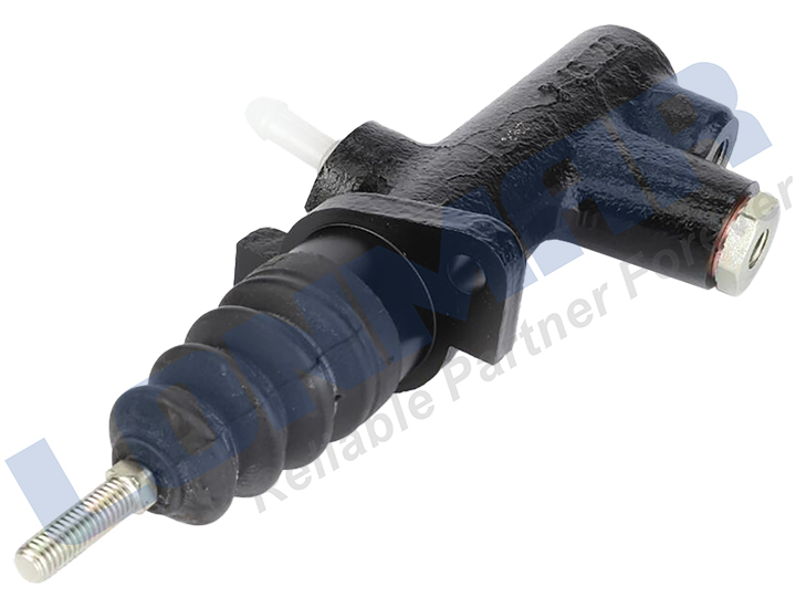 L74.0633 Valtra Brake Master Cylinder