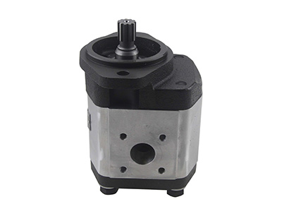 John Deere Hydraulic Pump 2