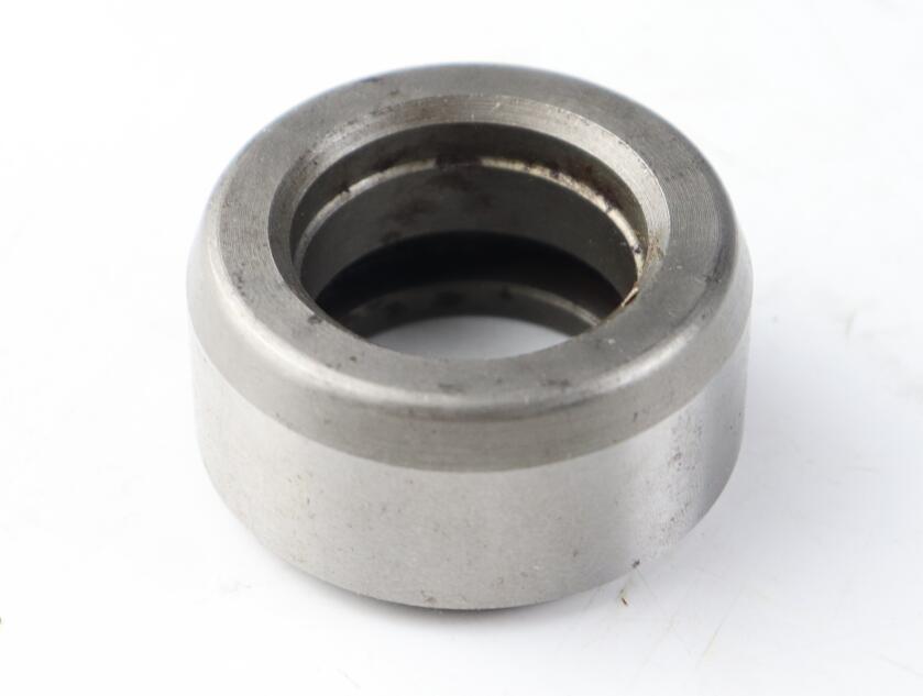 L170667 L41196 Bush Suitable for John Deere 1350(Europe),1550(Europe)