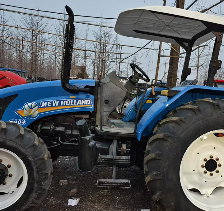 Shanghai New Holland SNH804 Wheel Tractor Second-Hand: The Perfect Blend of High Performance And Affordability