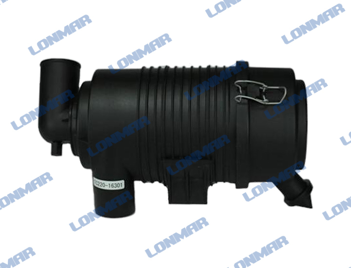L68.3833 Kubota Air Cleaner Assembly
