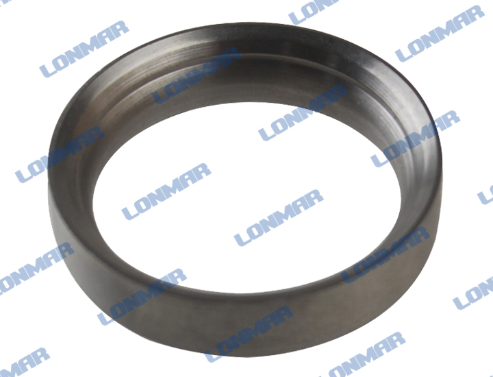 L68.2055 Deutz 912 913 Valve Seat