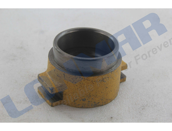L71.0959 YZ91083 Bearing Carrier used for John Deere Tractor 6095B,6100D,6110B,6110D,6115D,6120B,6125D,6130D