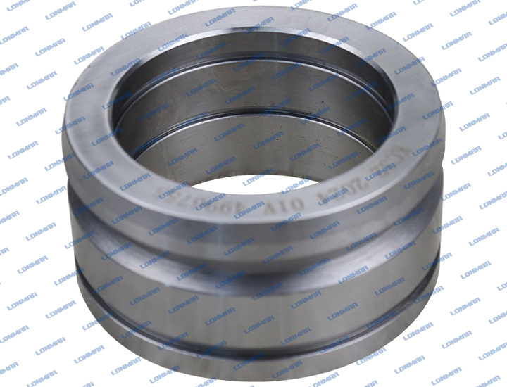 L73.3182 Fiat Tractor Bush